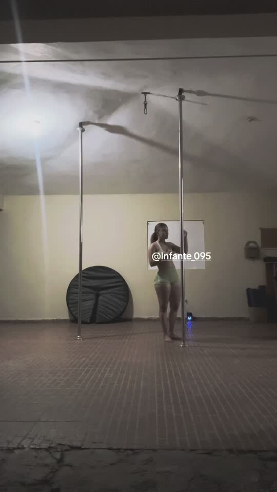 7353982401921600773