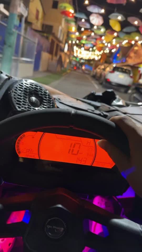 7354554026303753477