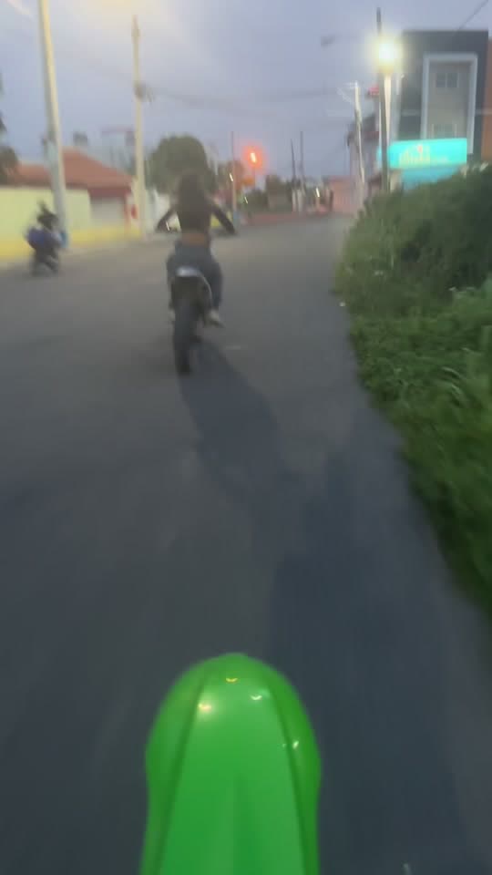 7366029206376959238