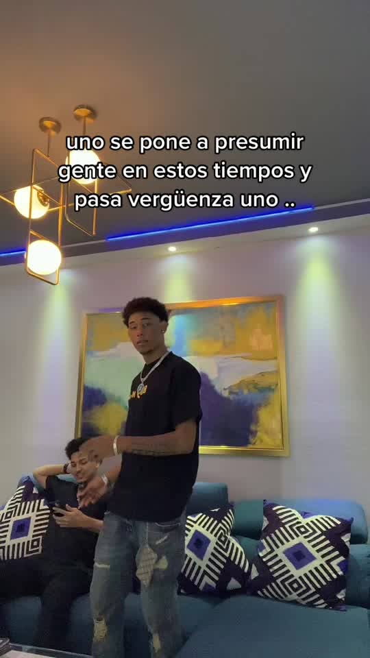 7210135090439998725