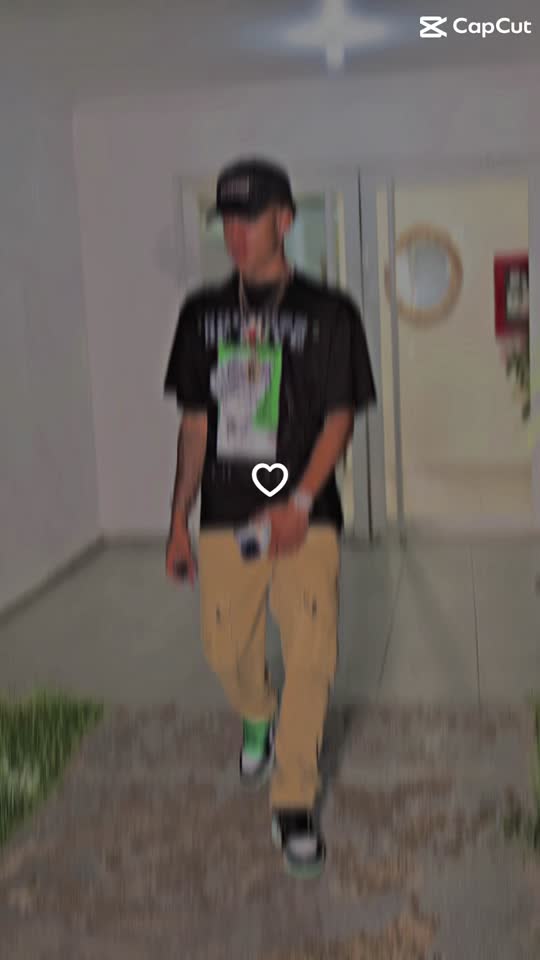 7253259517608201478