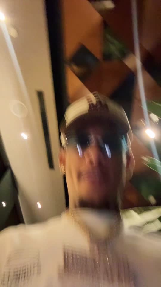 7425869774883753221