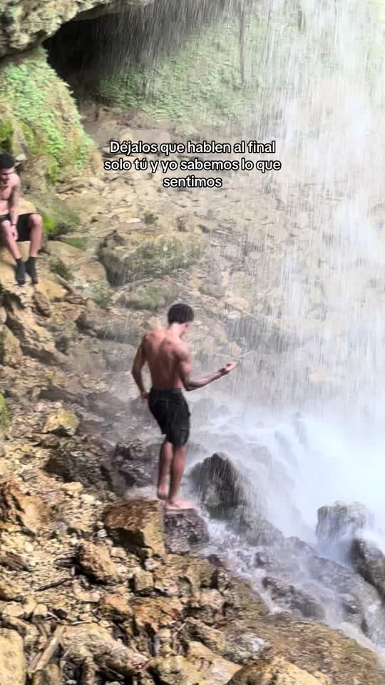 7484766735825079557