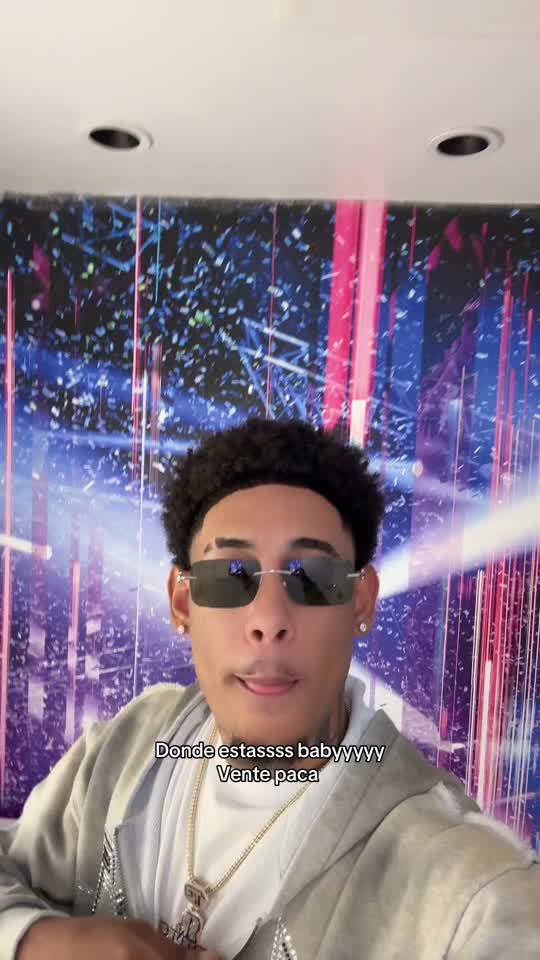 7518553645777030405