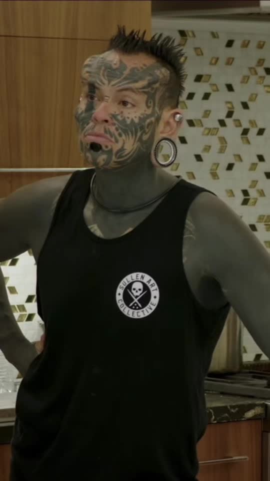 7626108758745222421